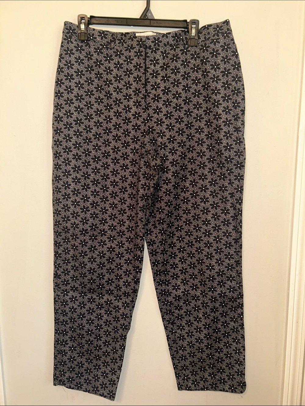 Women’s David Brooks Black Trousers with Elegant Pattern. Size 14.